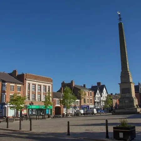 아파트 The Tailor's Lounge - Flat & Parking